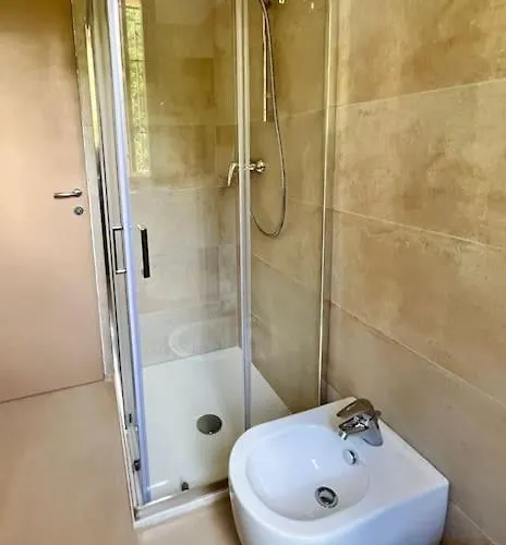 La Casa Degli Ulivi Apartament Bellano